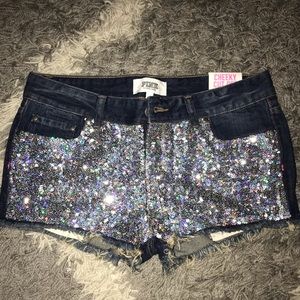 VS PINK — Cheeky Cut Off Shorts